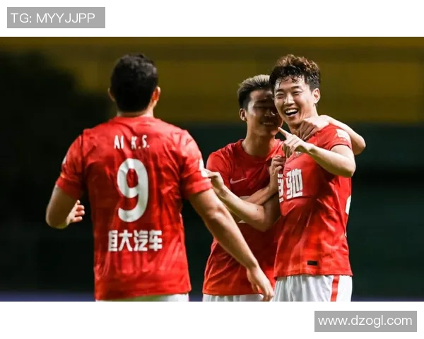 亚冠激战海港迎战浦项制铁全力争胜展现中国足球实力